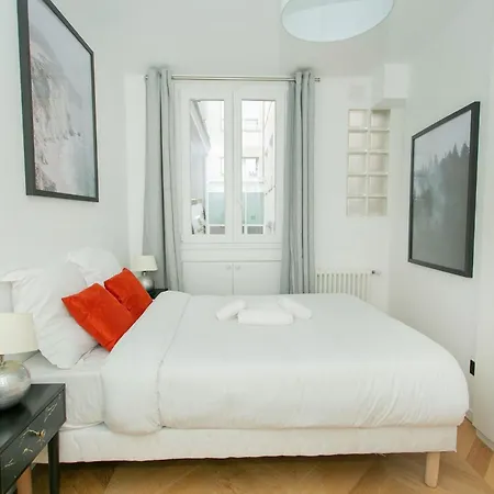 Bnbnova - Haussmann - 2br Near Champs-elysees Apartman