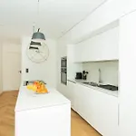Bnbnova - Haussmann - 2br Near Champs-elysees Daire Paris