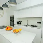 Bnbnova - Haussmann - 2br Near Champs-elysees Daire Paris