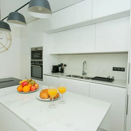 Bnbnova - Haussmann - 2br Near Champs-elysees Apartament Paryż