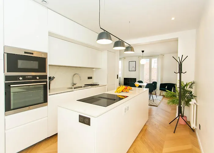 Bnbnova - Haussmann - 2br Near Champs-elysees *